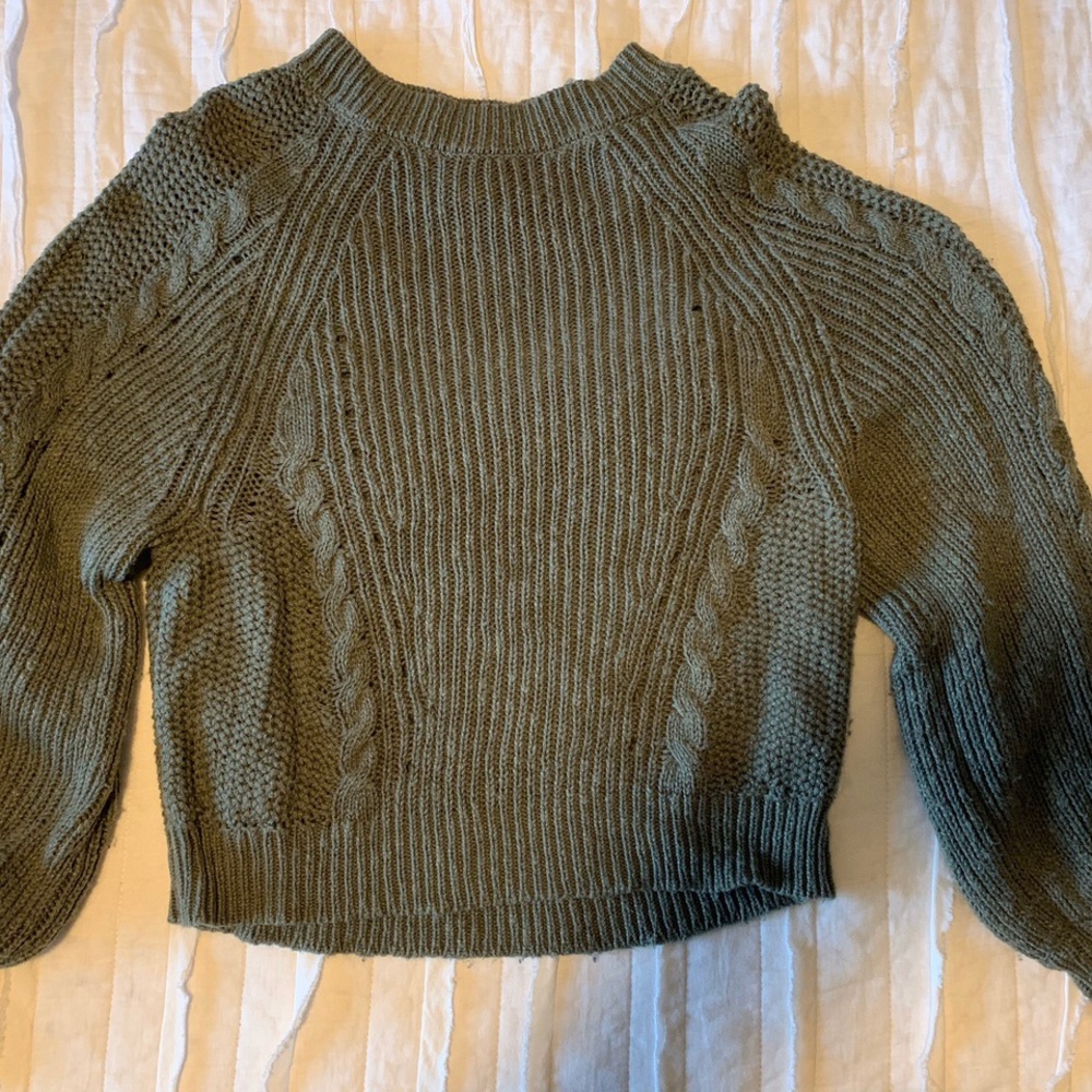 American Eagle Green Knit Sweater